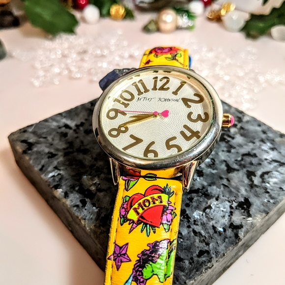 Rare Vintage (1990) Betsey Johnson x Mark Mahoney Collaboration Watch - Picture 1 of 7
